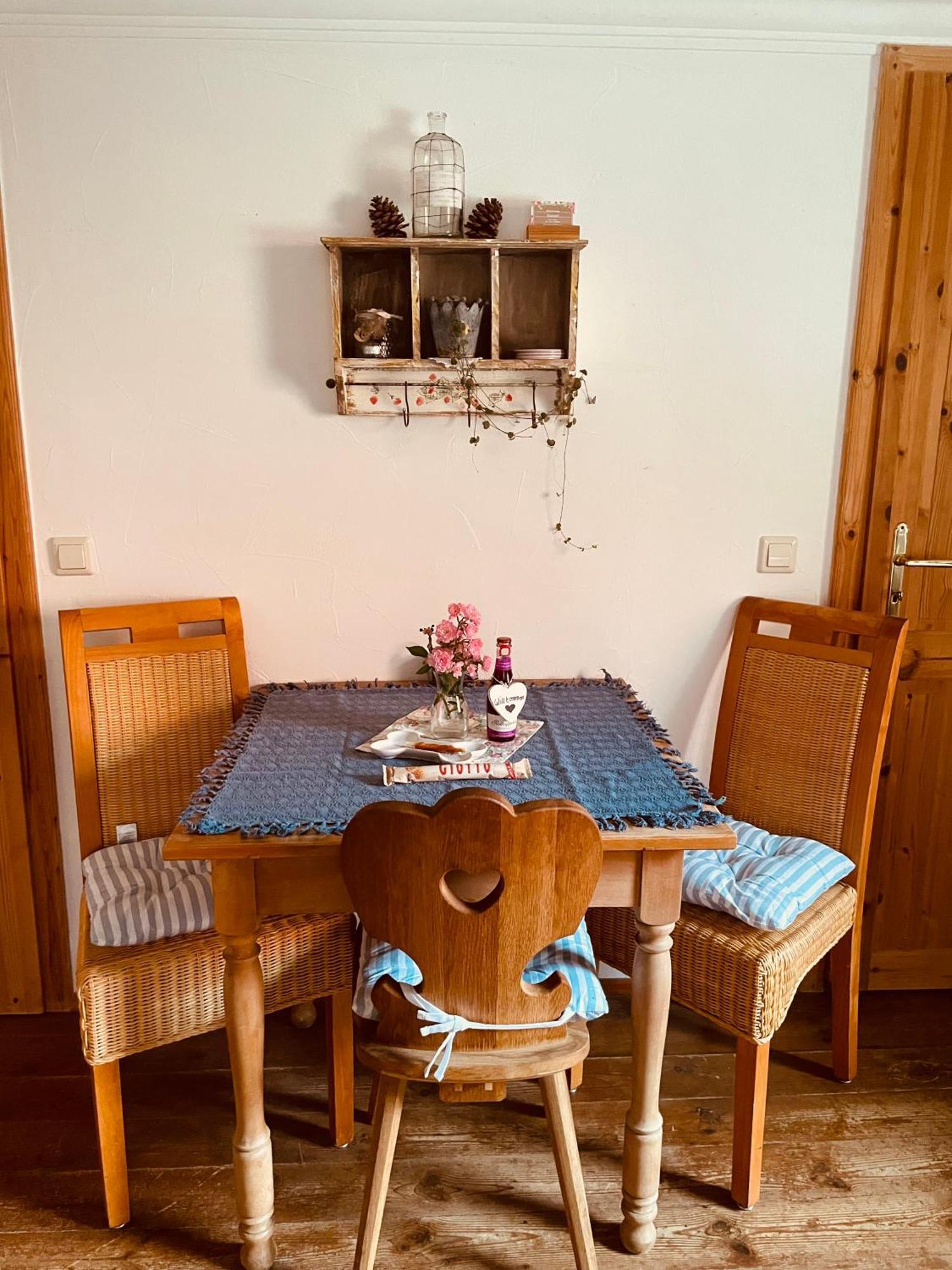 Auf Einem Ehemaligen Bauernhof Apartment
